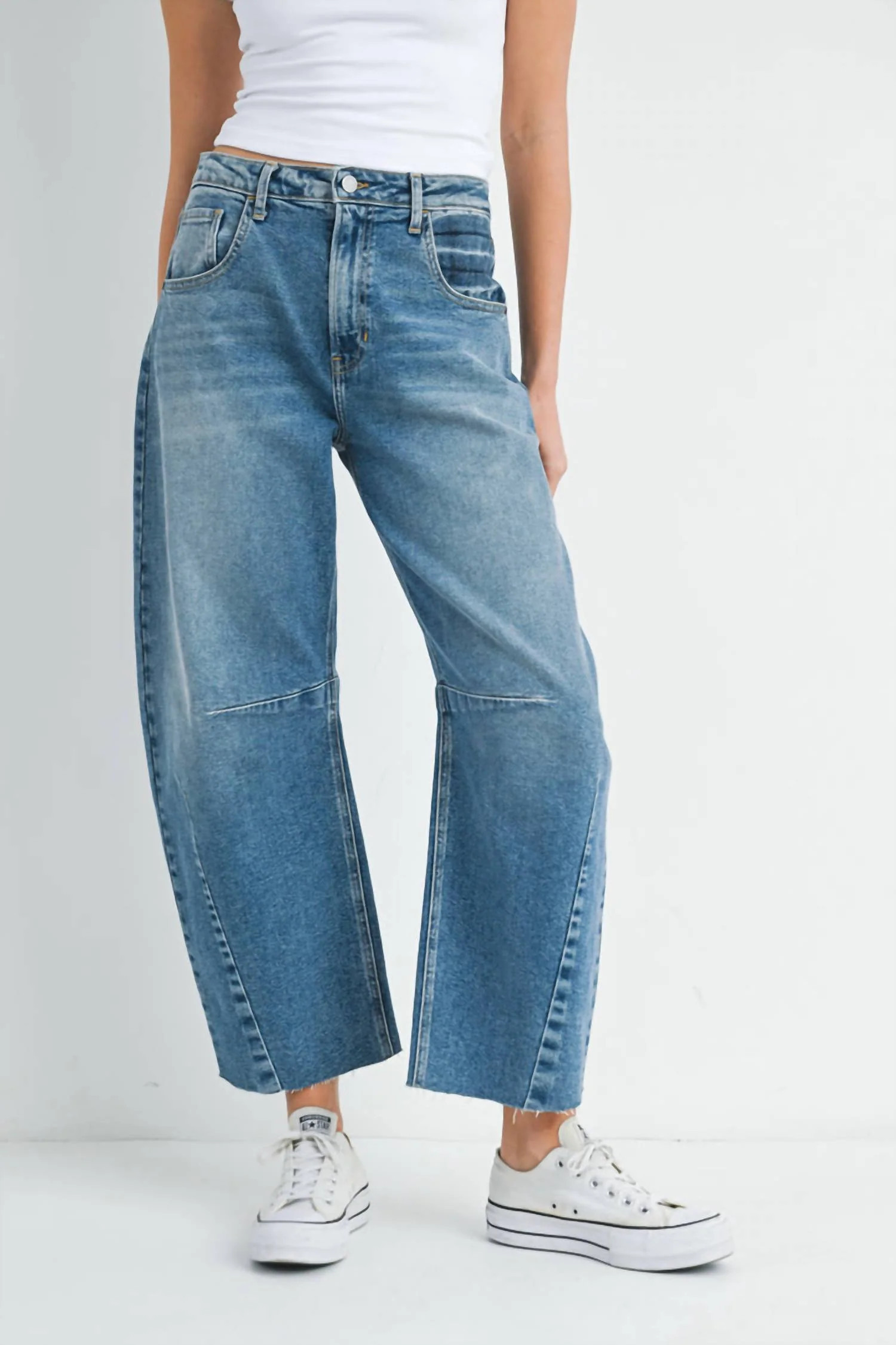 Billie Barrel Leg Jeans In Medium Wash | Shop Simon