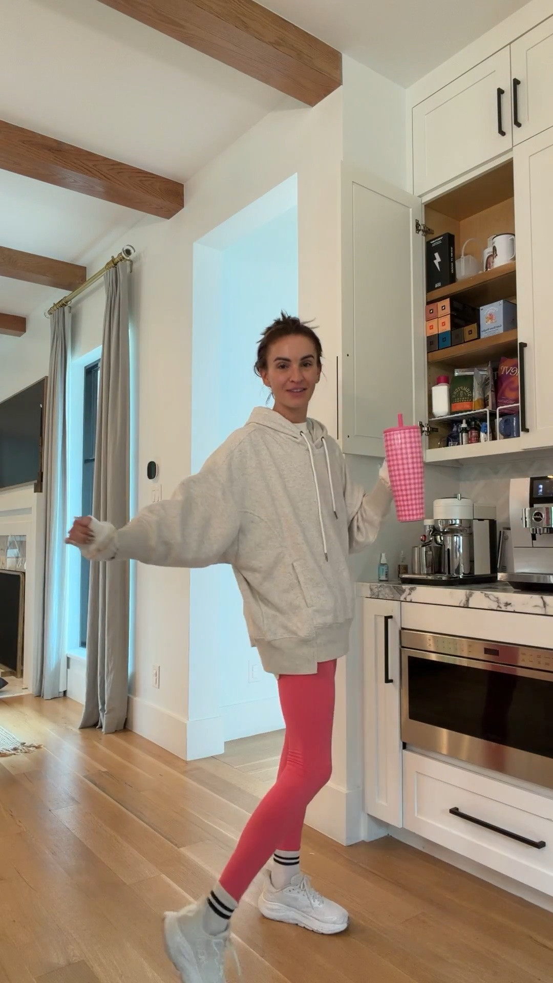Loungewear I could live in 🤍 perfect comfy leggings + oversized hoodie for getting stuff done around the house! 👏🏼Leggings run tts / sweatshirt is very oversized!

#LTKootd #LTKmomlife