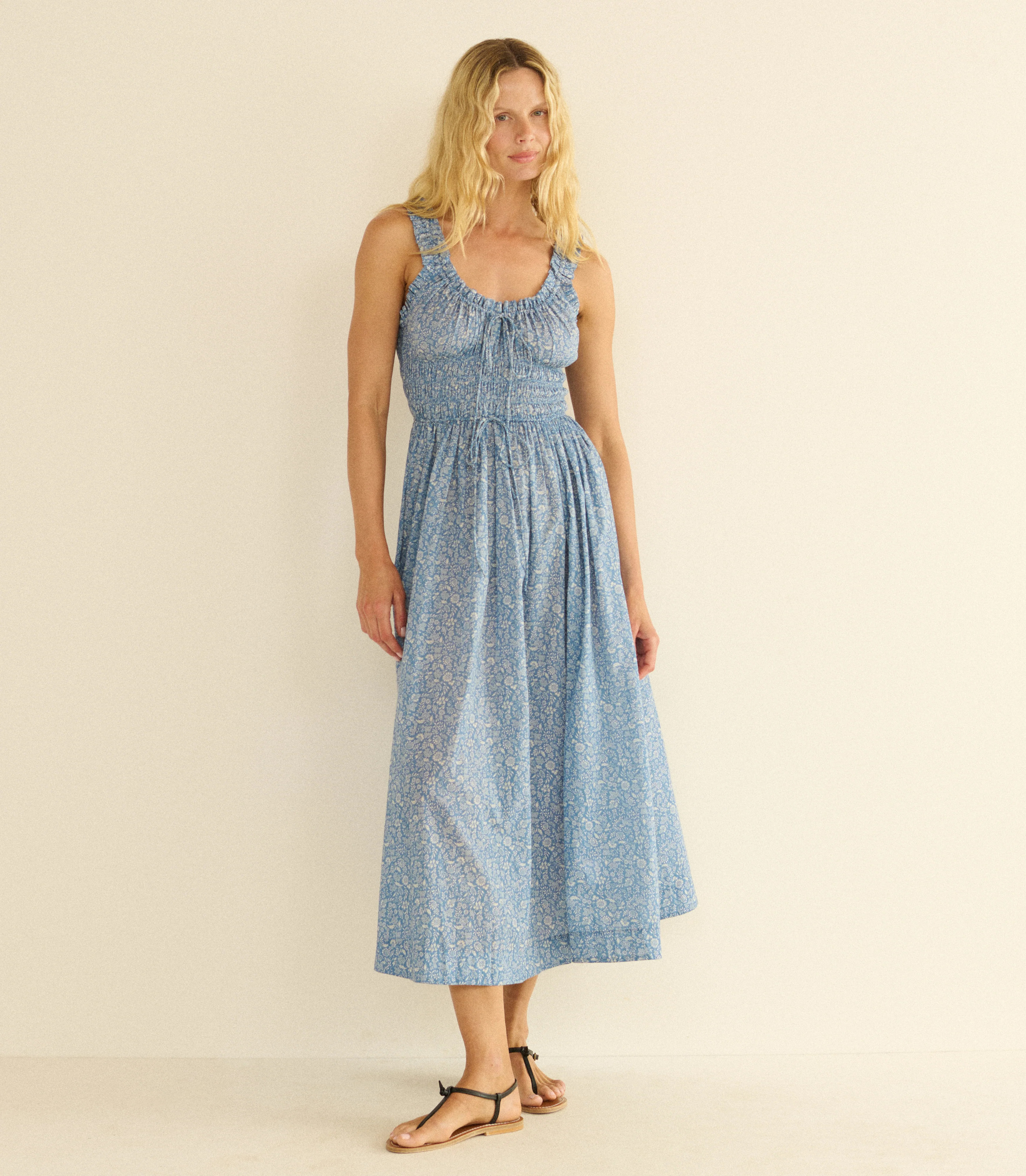Emmaretta Dress - Blue Garden Bloom | DÔEN | DOEN