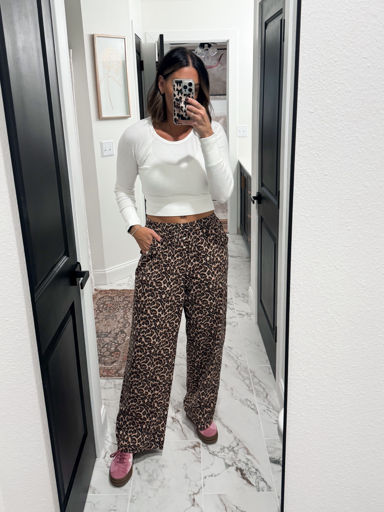Top-medium
Bra-medium 
Leopard boxer pants-medium long 

#LTKFallSale #LTKStyleTip #LTKFindsUnder50