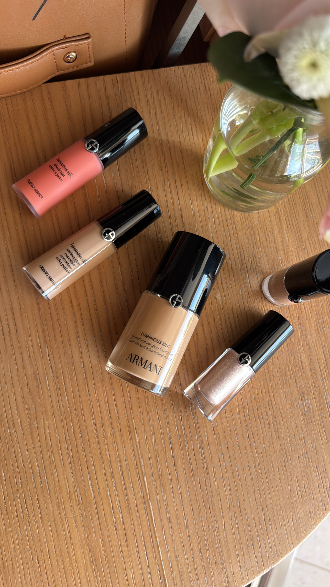 current summer beauty favs ✨


@armanibeauty @sephora #luminoussilk #armanibeautypartner 

 #LTKBeauty