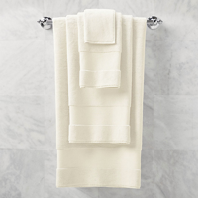 Frontgate Resort Collection™ Bath Towels | Frontgate