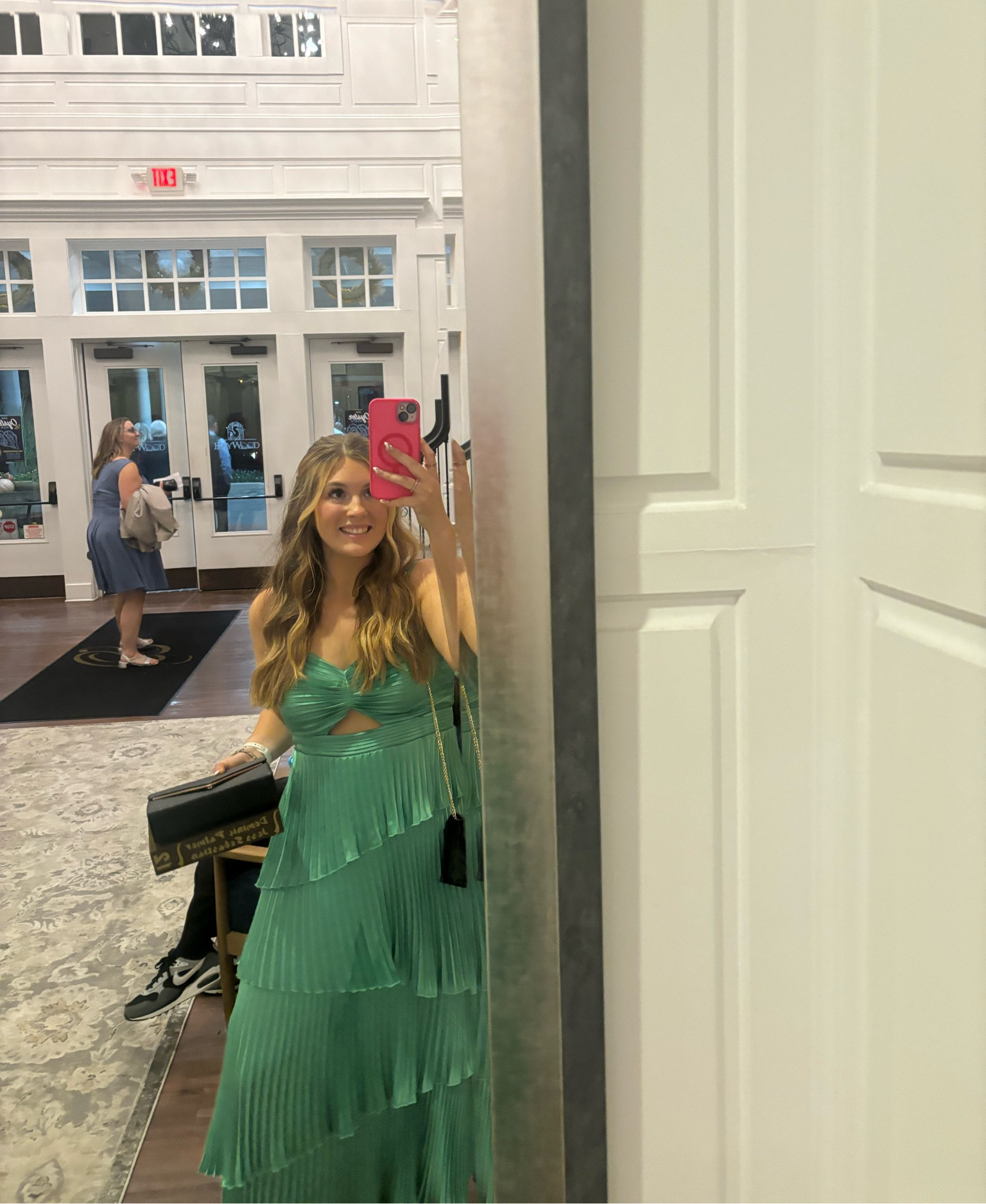 Perfect fall wedding guest dress 👗 

#LTKSeasonal #LTKSaleAlert #LTKWedding