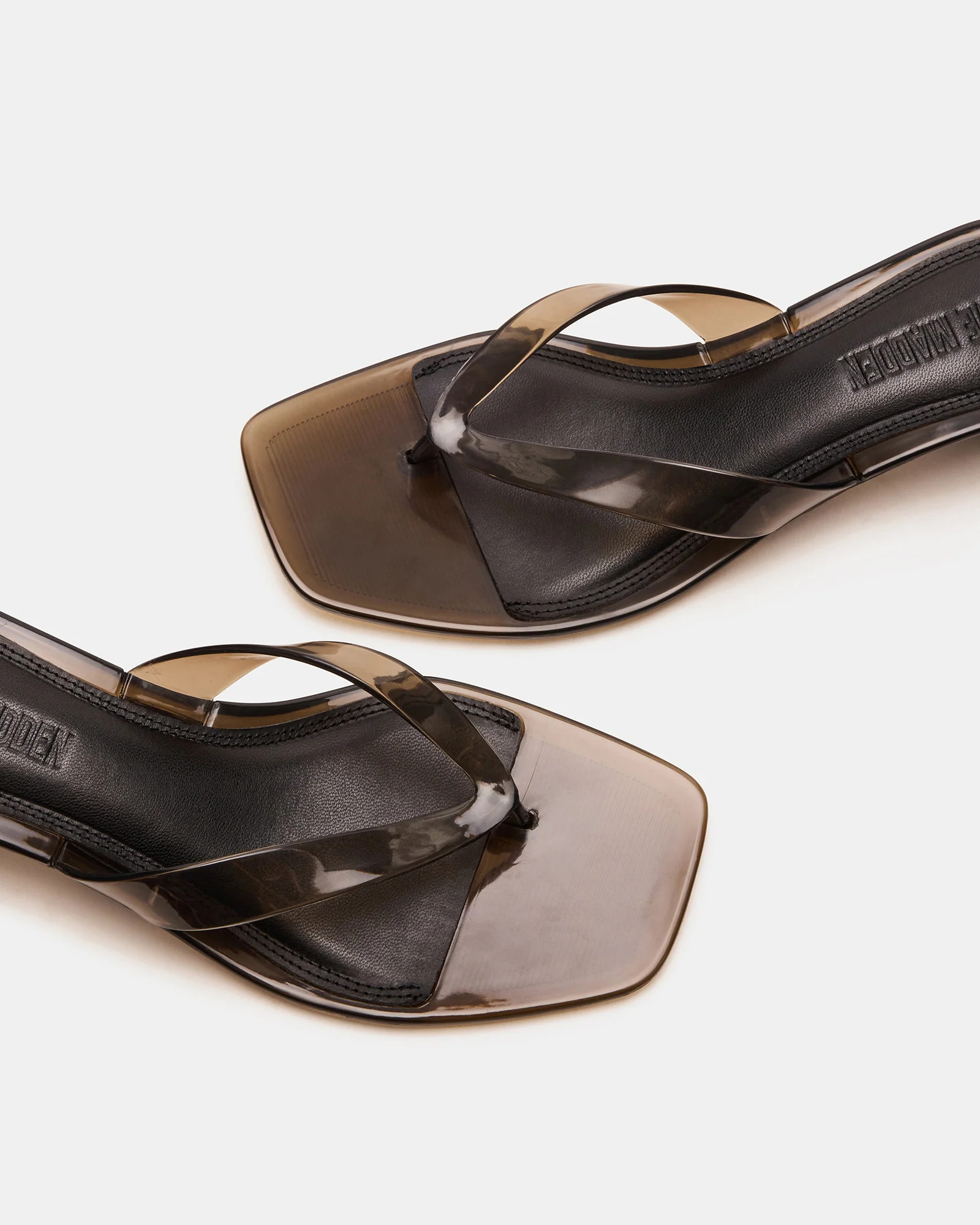 TRACIE Jelly Smoke Thong Strap Women's Kitten Heel | Steve Madden (US)