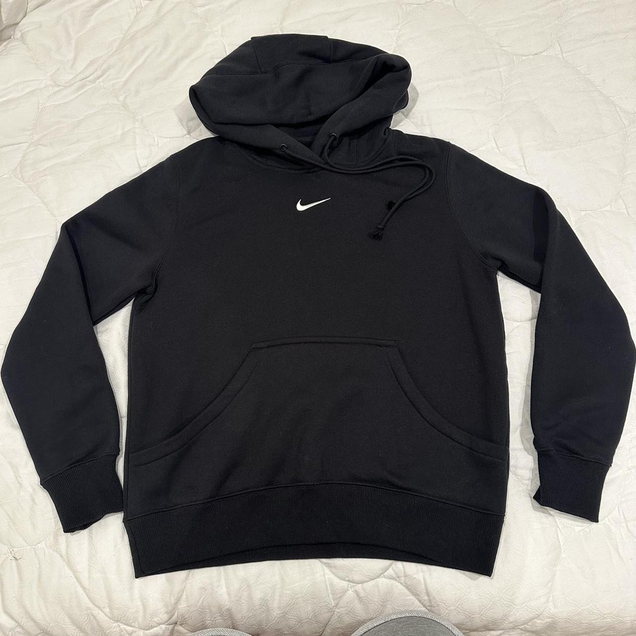 Nike Women's Hoodie - Black - M | Depop US