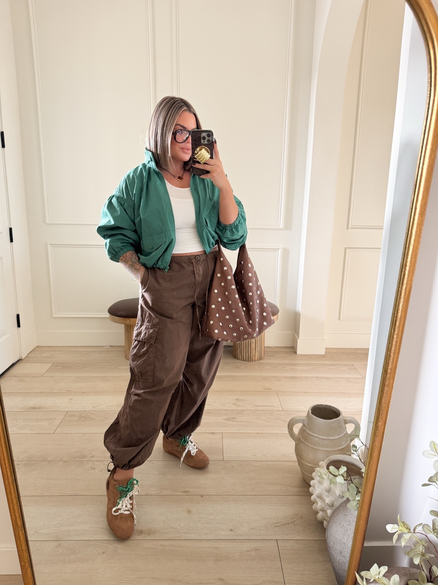 Pants L 
Tank M 
Jacket L 
Shoes TTS 
#aerie #americaneagle #amazon #anthro