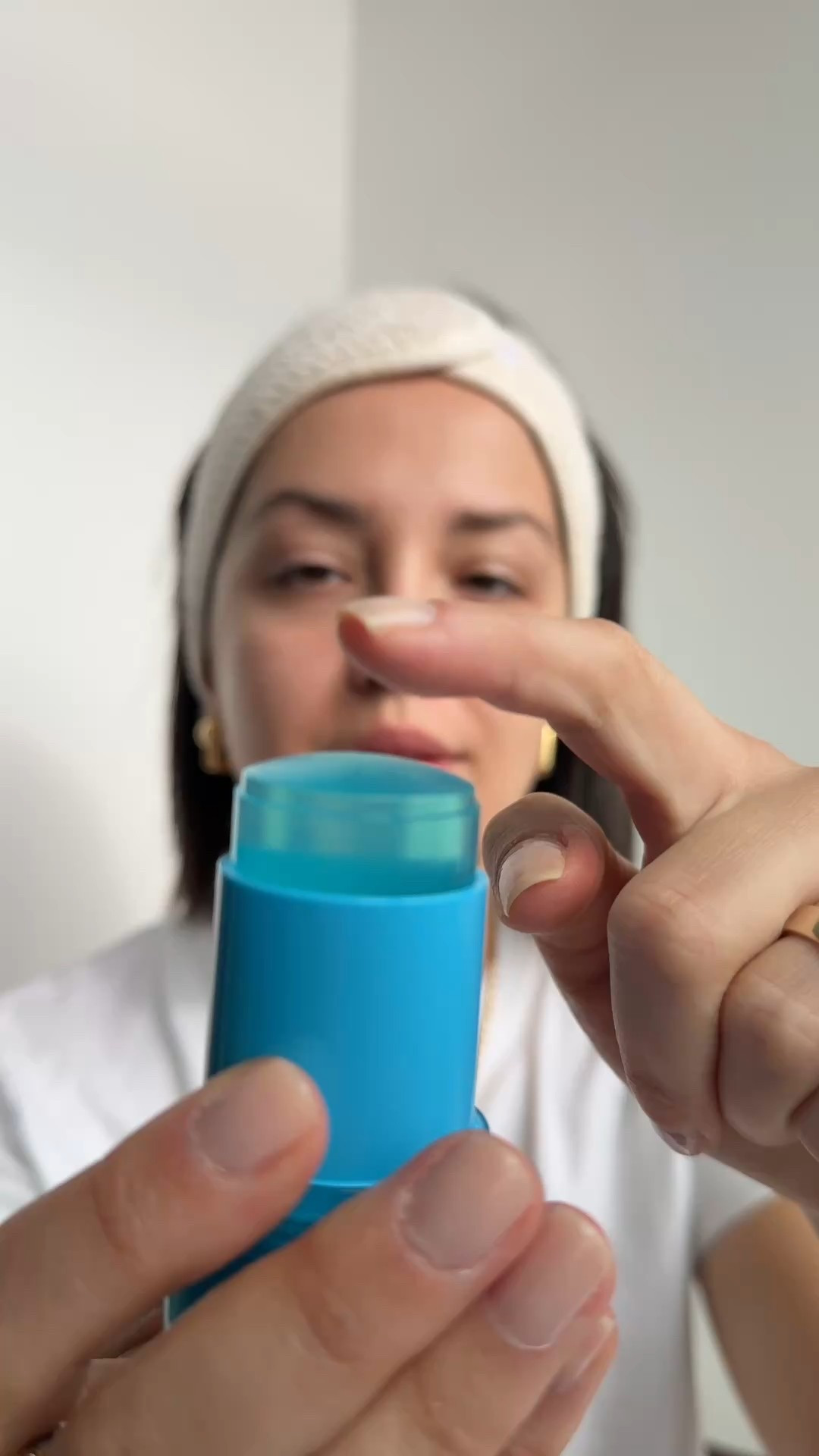 This Milk Makeup Cooling Ice Stick depuffs and awakens your skin-prefect to use in the morning 

#LTKWatchNow #LTKBeauty #LTKFindsUnder100