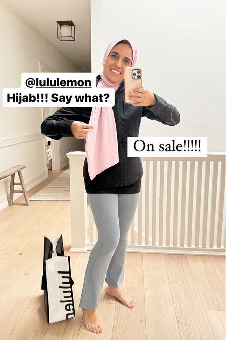 Lulu hijab jacket 

#LTKsalealert #LTKfindsunder100 #LTKfitness