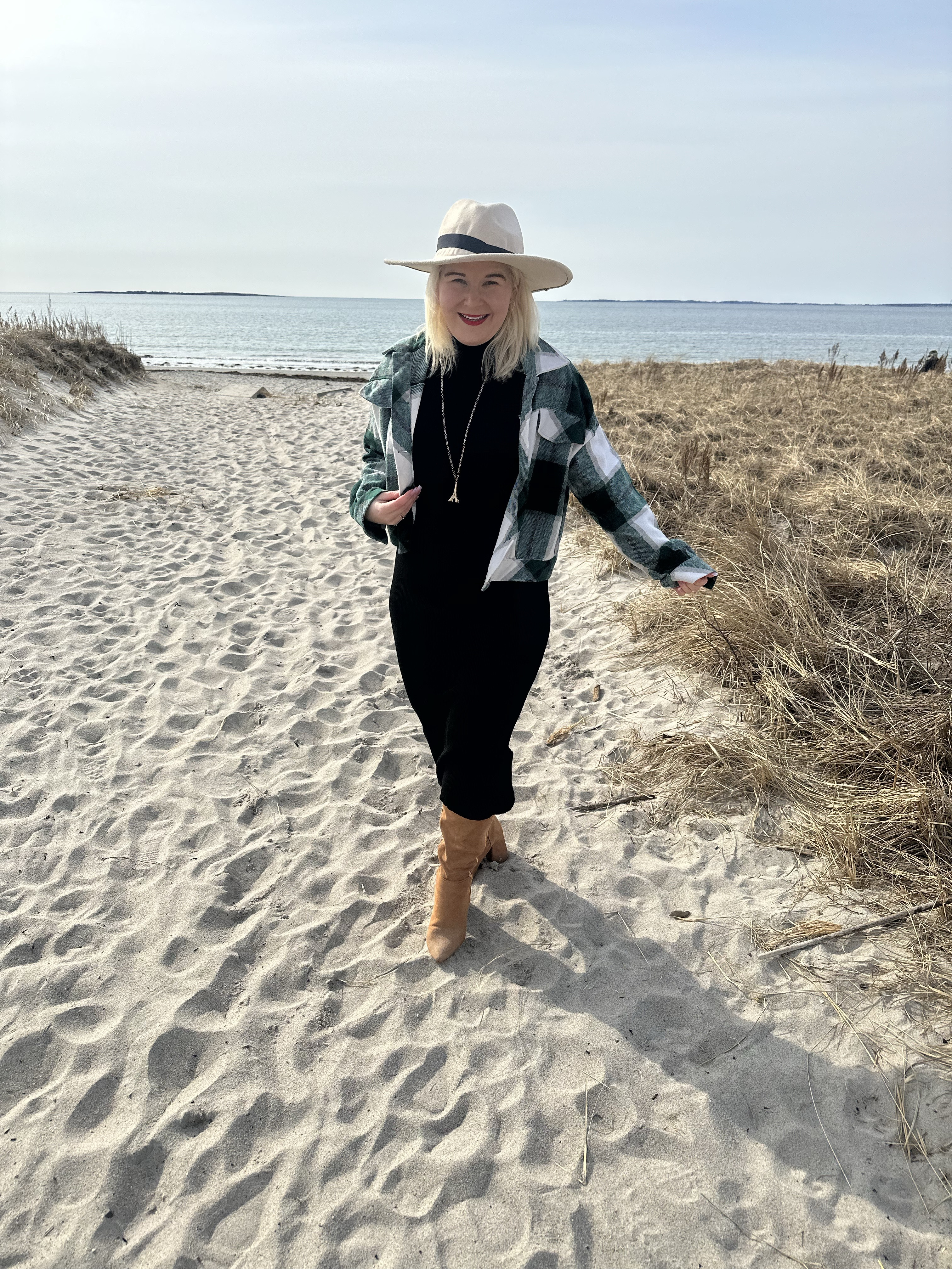 My ootd. Love this flannel jacket which is perfect for the holidays! 

#LTKHoliday #LTKStyleTip #LTKWorkwear