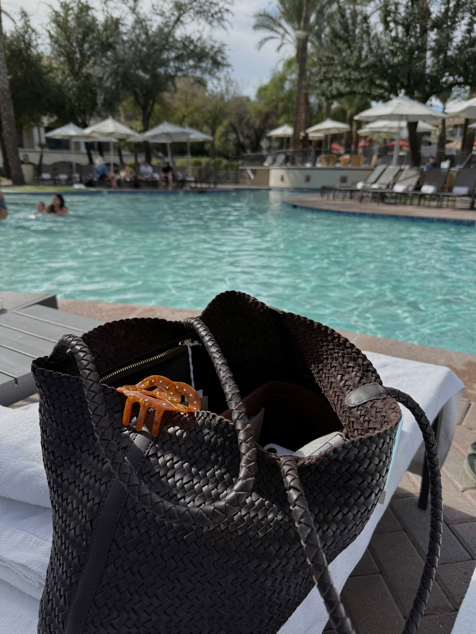 Madewell woven tote  

#LTKbag #LTKpetite