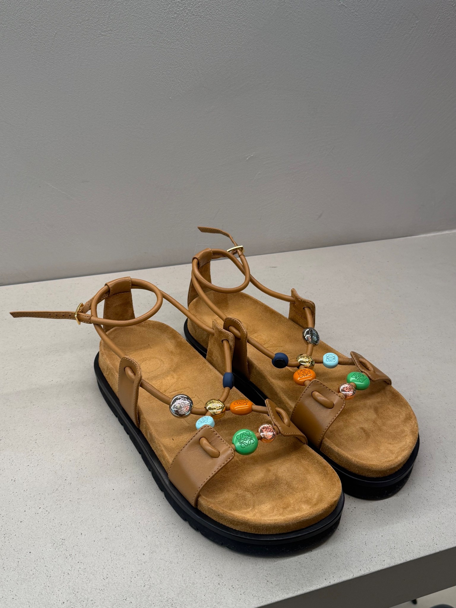 Size: 40 (size down)