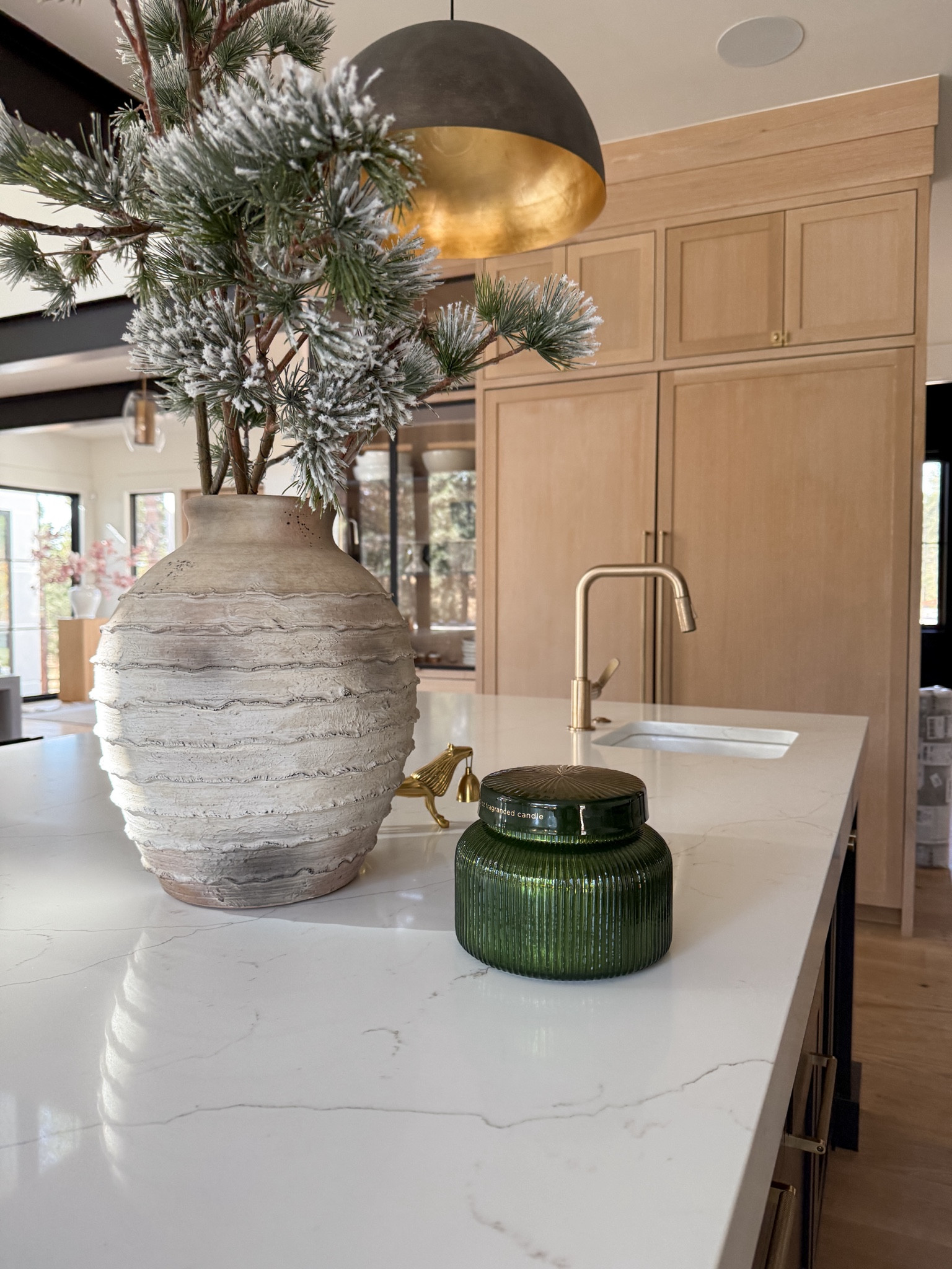 Quick refresh in the kitchen. Linking my favorite winter branches. This candle is from Anthropologie and it’s the perfect winter scent.

#LTKHome #LTKHoliday #LTKStyleTip