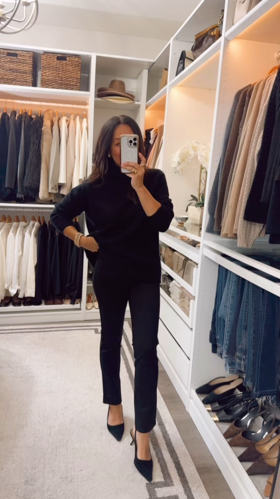 $39 Ponte Pants I swear by!  Over 10,000 reviews... Trust when I say you’ll want them in every color.

#LTKootd #LTKFindsUnder50 #LTKOver40