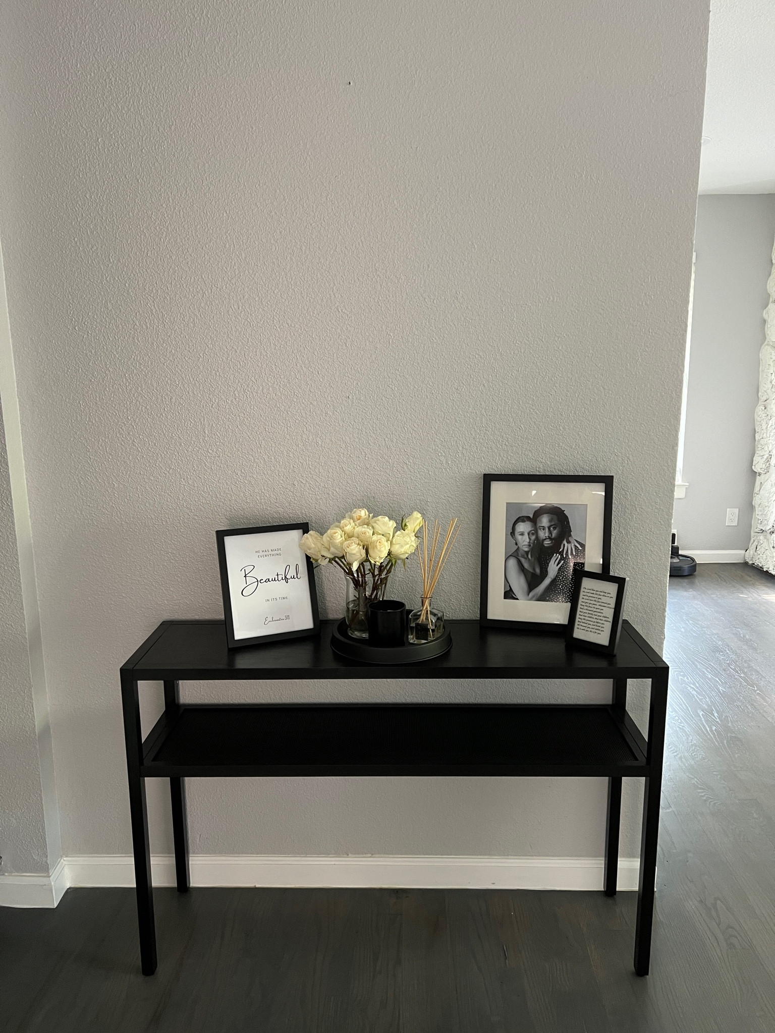 Entryway Table 

Minimal style 

#LTKhome #LTKsalealert #LTKunder100