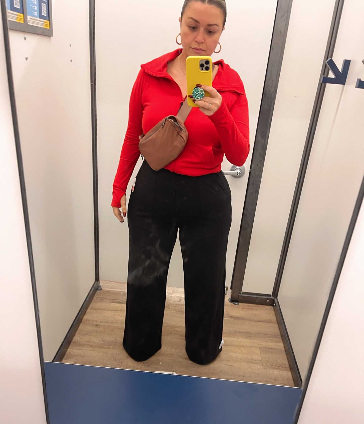 Obsessed with these Old Navy wide-leg power soft pants! 

#oldnavyfind #oldnavy #activewear 

#LTKfit #LTKstyletip #LTKunder50