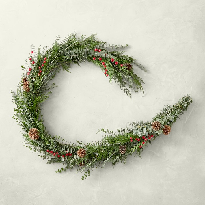Fragrant Berry Garland | Williams-Sonoma