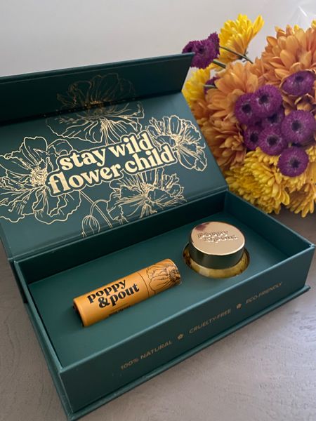 Amazing lip care for me and the absolute perfect gift idea for them! 🍂🍁🌻 Loving my Poppy and Pout Lip Care Duo (Wild Honey) which includes a matching lip balm and lip scrub in, in a gorgeous gift-ready recyclable gift box! 🎁  @poppyandpout

#LTKSeasonal #LTKbeauty #LTKHoliday