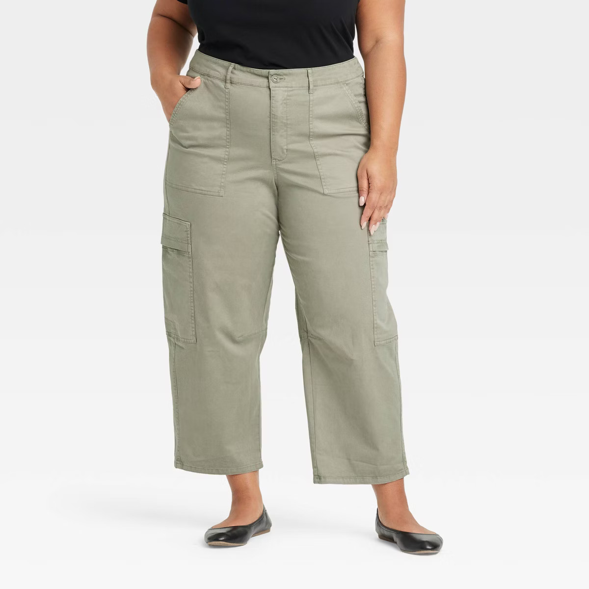 Women's Mid-Rise Barrel Leg Cargo Pants - Universal Thread™ | Target