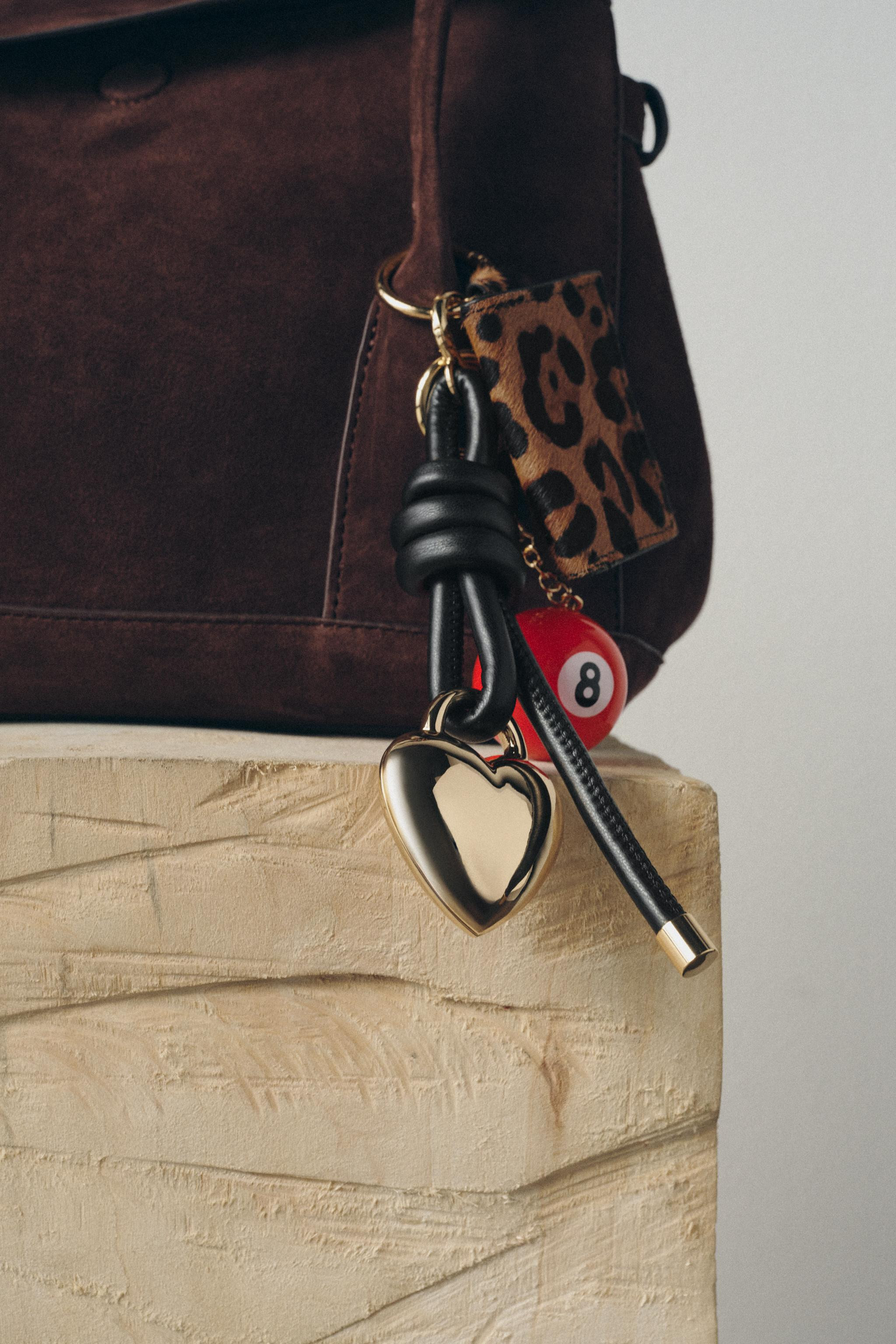 MULTI-CHARM KEY RING WITH PURSE | Zara UK