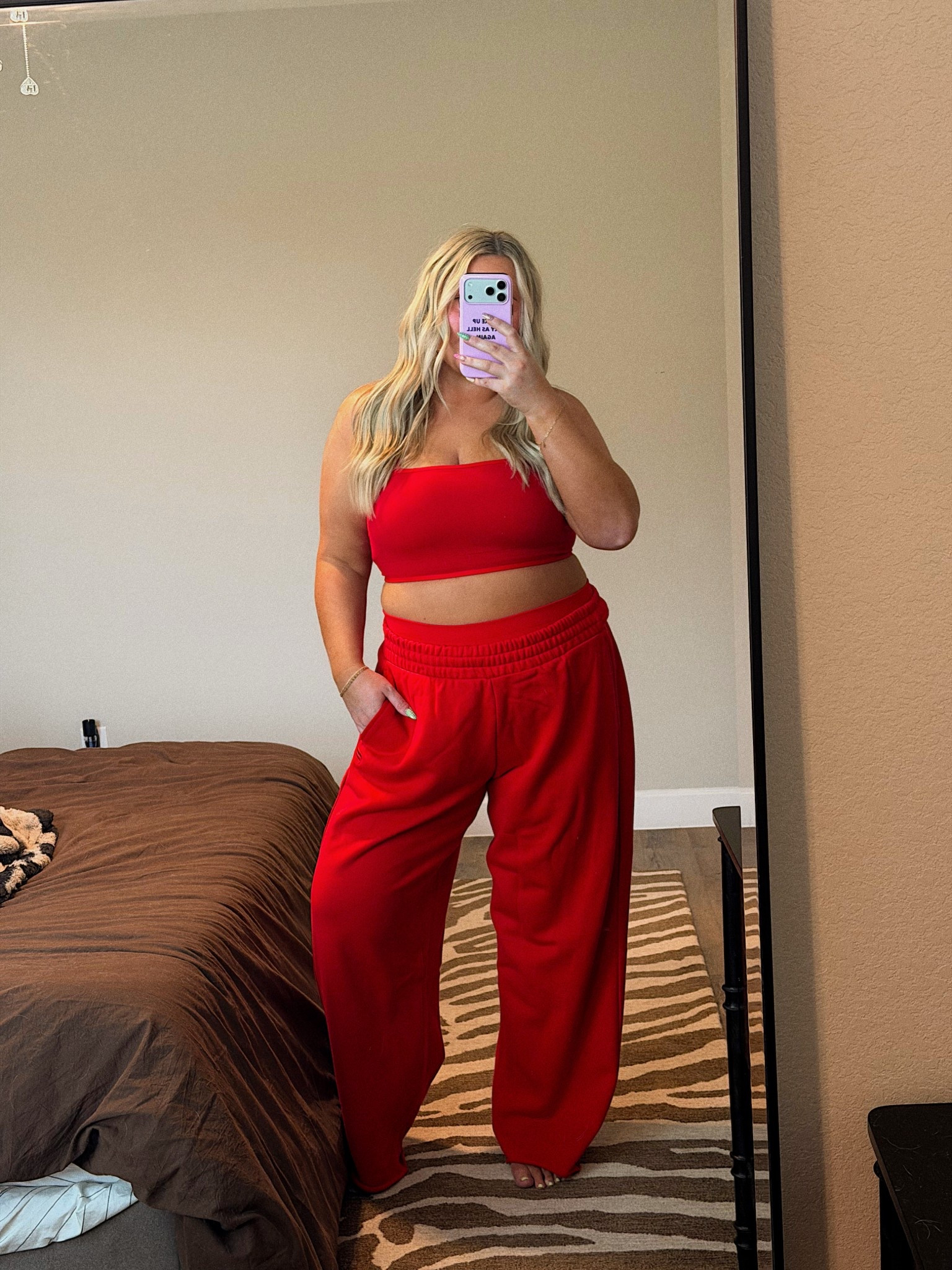 Size xxl/1x for sports bra
Size 2x long for sweat pants 
@Fabletics 

#LTKPlusSize #LTKfitnessgoals #LTKActive