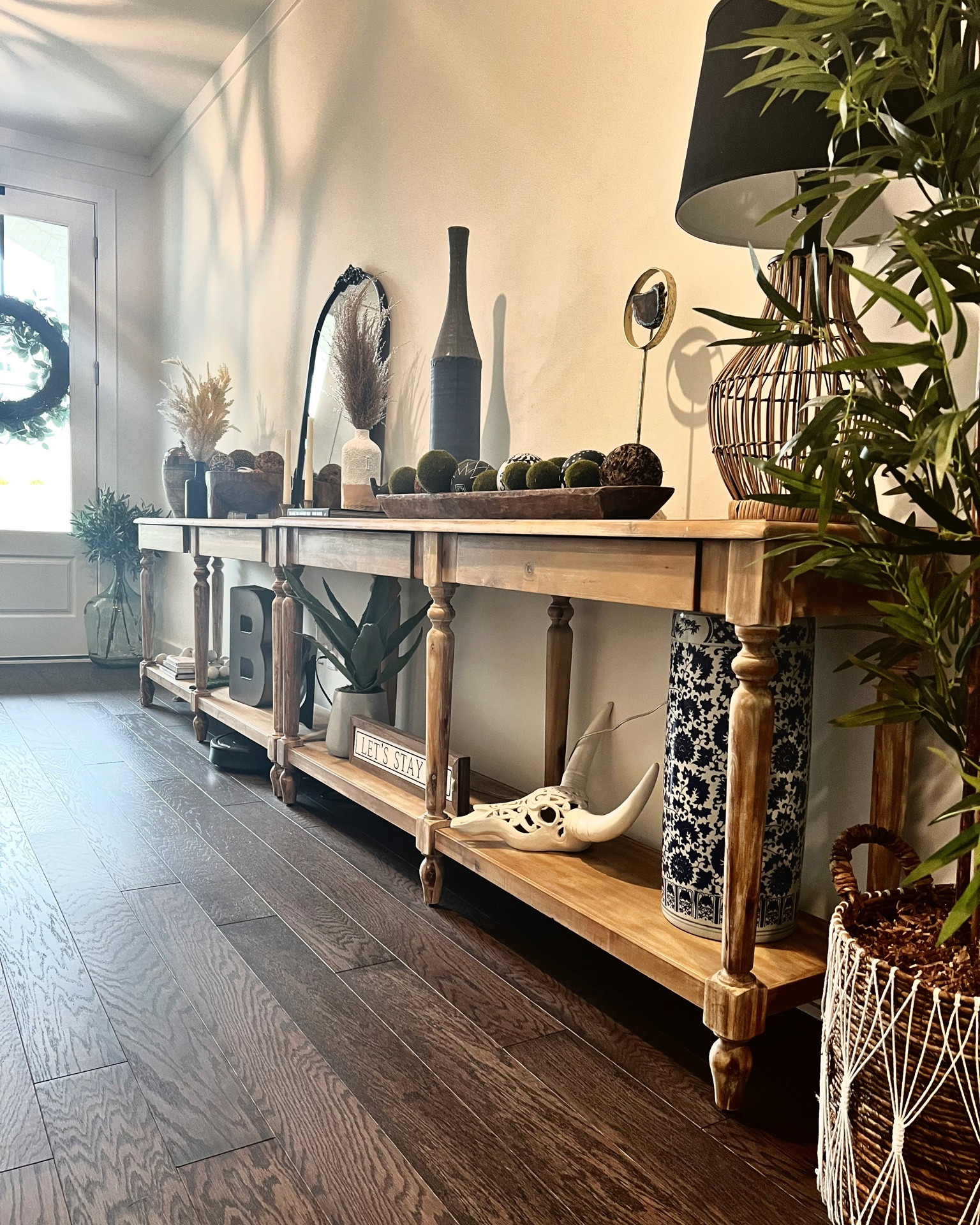 Entry way table and decor ideas

#LTKhome #LTKFind #LTKsalealert