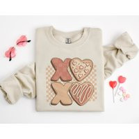 xoxo, Valentines Day Sweatshirt, Valentineday Swaetshirt, Girl Valentine Hoodie, Cute Couple Sweater, Fun Sweatshirt | Etsy (US)