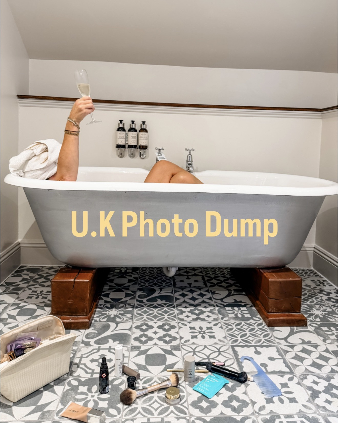 72 hrs in the UK and here’s what I wore to feel elevated, chic and comfy!!! 
Small blazers
Medium tees, sweaters and dress
Medium coat 
29/8 jeans (blue regular lengths) black is the 26” inseam

#LTKTravel #LTKootd #LTKdayinmylife