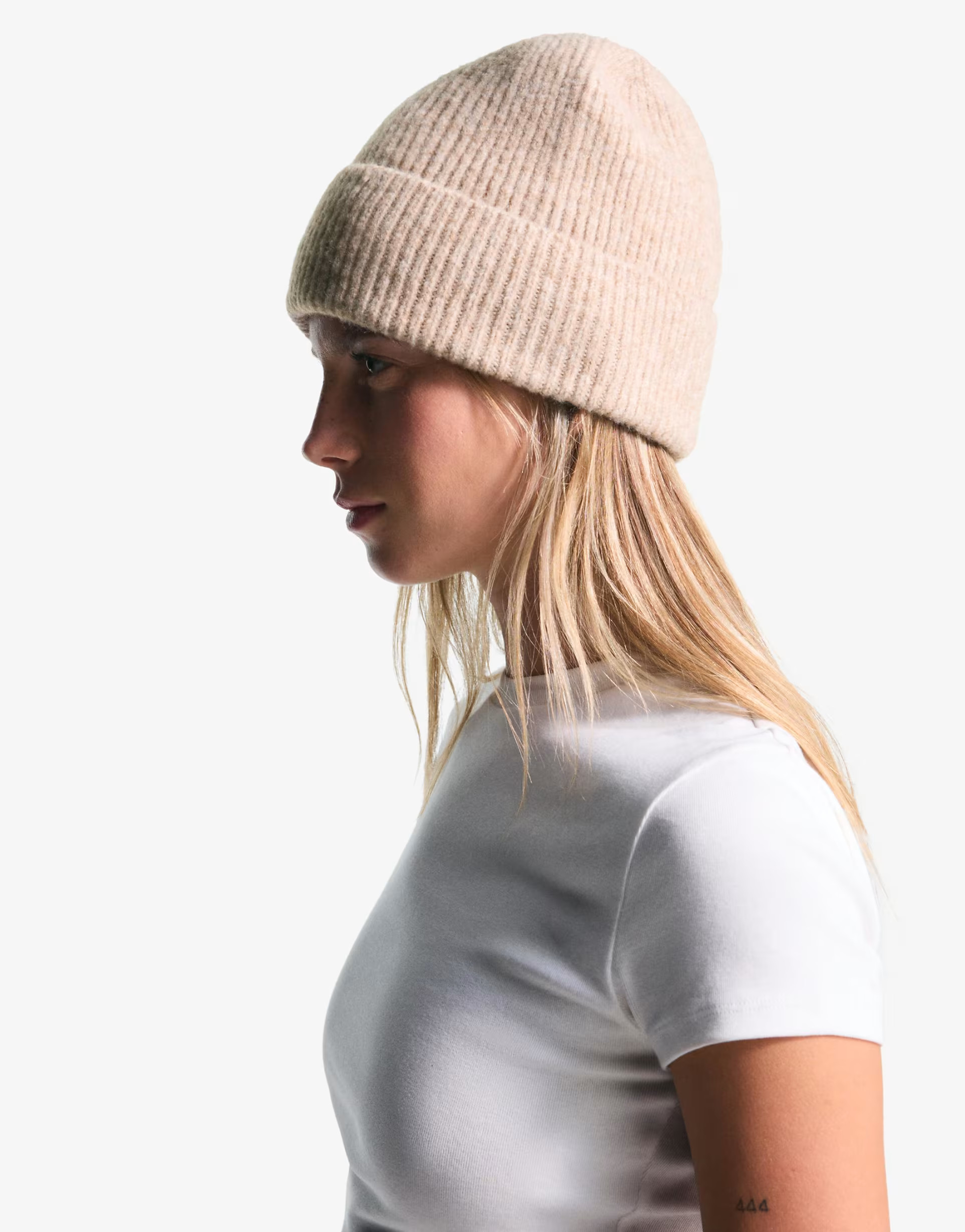 Bershka Basic beanie in beige | ASOS (Global)