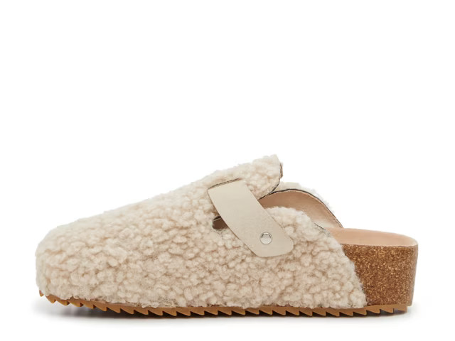 Dirty Laundry Mystify Clog | DSW