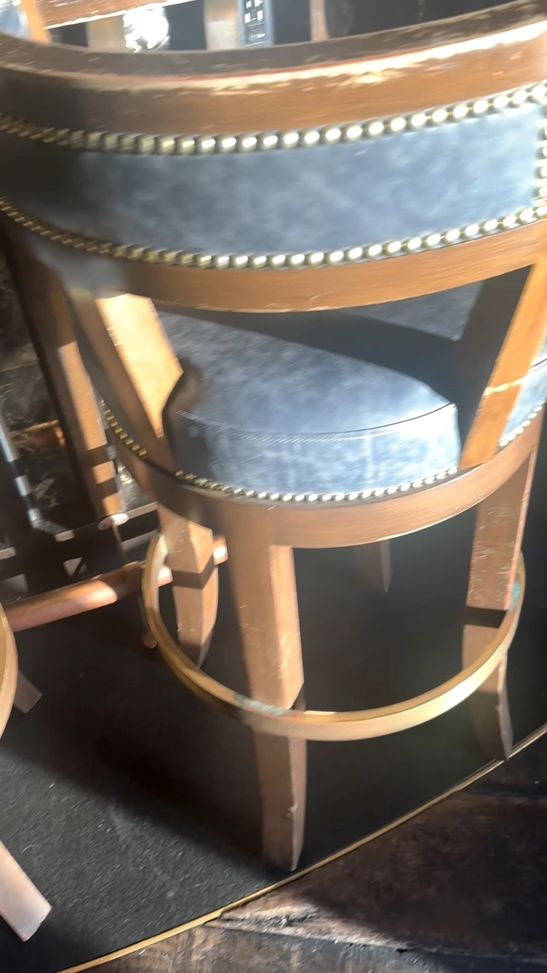 Bar stool moment — where everyday seating becomes part of the design story. Clean lines, just the right height, and an easy place to pause, pour, and stay a little longer.

#BarStool #KitchenDesign #CounterSeating #HomeBar #InteriorStyling #DesignDetails #ModernLiving #KitchenInspo #EntertainingAtHome #ElevatedEveryday

#LTKHome #LTKSaleAlert