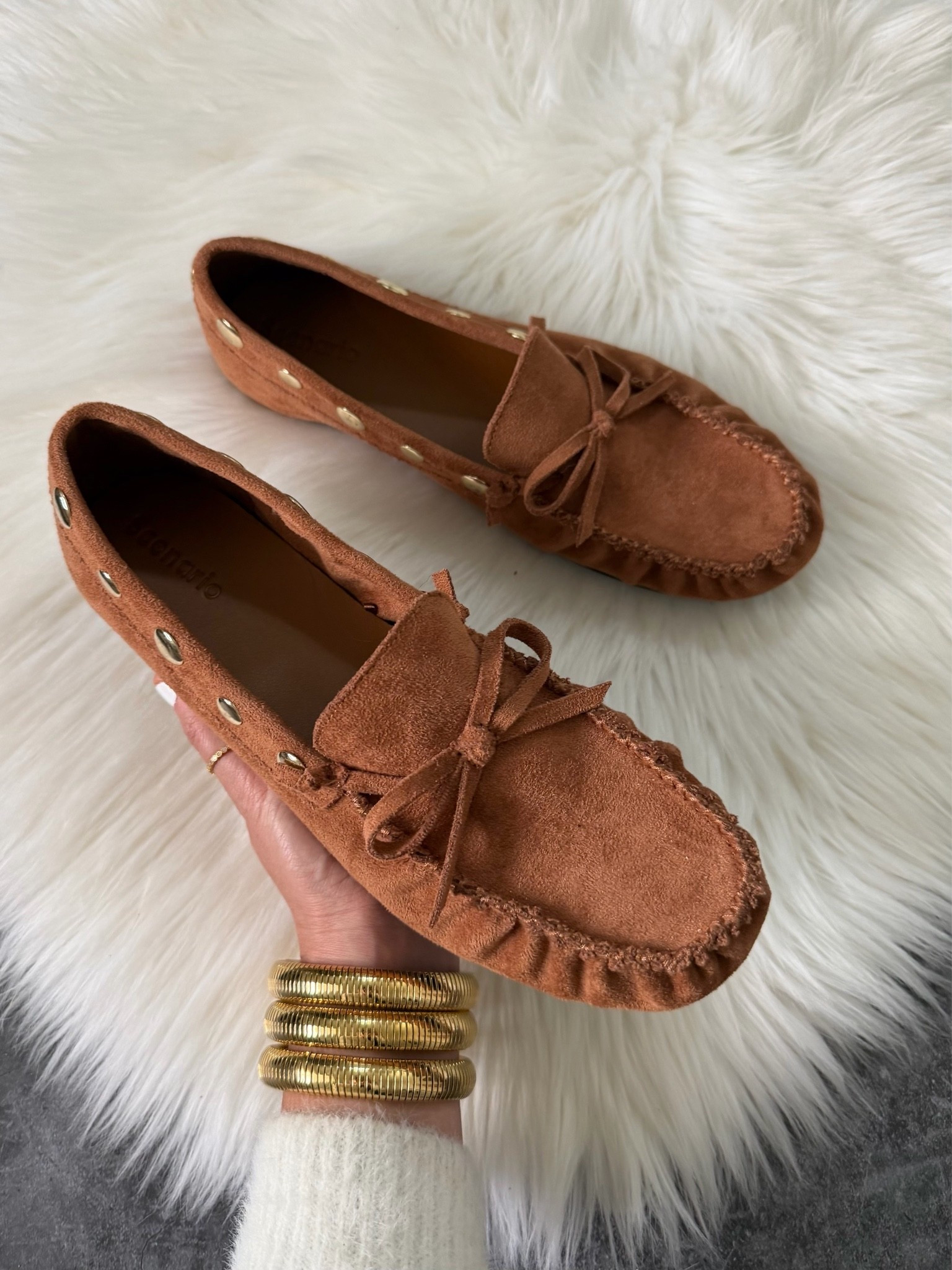 Scenario Women's Studded Moccasin Flats