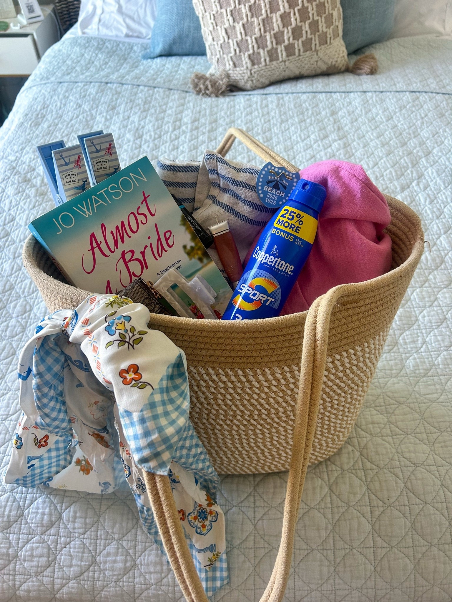 beach bag must haves

#LTKdayinmylife #LTKgrwm #LTKmorningroutine