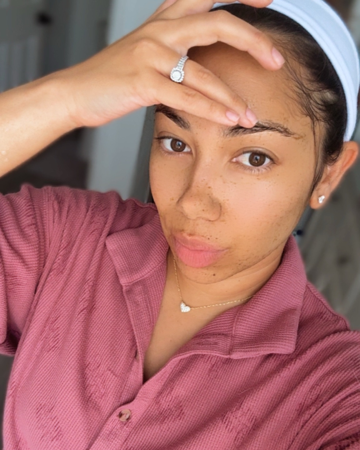 My once-a-week skincare reset for soft, refreshed skin ✨ As someone with combination skin, I love using the ACURE Brightening Facial Scrub with Sea Kelp + French Green Clay to gently exfoliate and give my skin that smooth, baby-soft feel. 

This vegan facial scrub helps remove dull, dry skin while leaving my complexion feeling refreshed and hydrated.

My weekly skincare reset ✨
As someone with combination skin, I try not to overdo exfoliation, so this is the facial scrub I reach for once a week. The Acure Brightening Facial Scrub leaves my skin feeling unbelievably soft (seriously… baby-soft 😂) and gives me that fresh, glowy feeling without making my skin feel stripped and dry 😮‍💨

The sea kelp and French green clay combo has become one of those affordable beauty products I keep repurchasing because it just works for my skin.

If you have combination skin and are looking for gentle exfoliation, healthy glow skincare, or affordable clean beauty finds, this one has earned a permanent spot in my routine.

✨ Combination skin favorites
✨ Weekly skincare routine
✨ Gentle facial exfoliator
✨ Affordable beauty finds
✨ Clean beauty essentials

If you're looking for skincare for combination skin, gentle exfoliation, glowing skin products, or clean beauty favorites, this is one I keep reaching for.

#WeeklySkincareRoutine #CombinationSkin #AcureSkincare #FacialScrub #CleanBeauty #VeganSkincare #CrueltyFreeBeauty #GlowingSkin #ExfoliatingScrub #SkincareFavorites #SoftSkin #AffordableSkincare #SelfCareRoutine #BeautyFinds

#LTKBeauty #LTKselfcare #LTKmorningroutine #LTKBeauty
