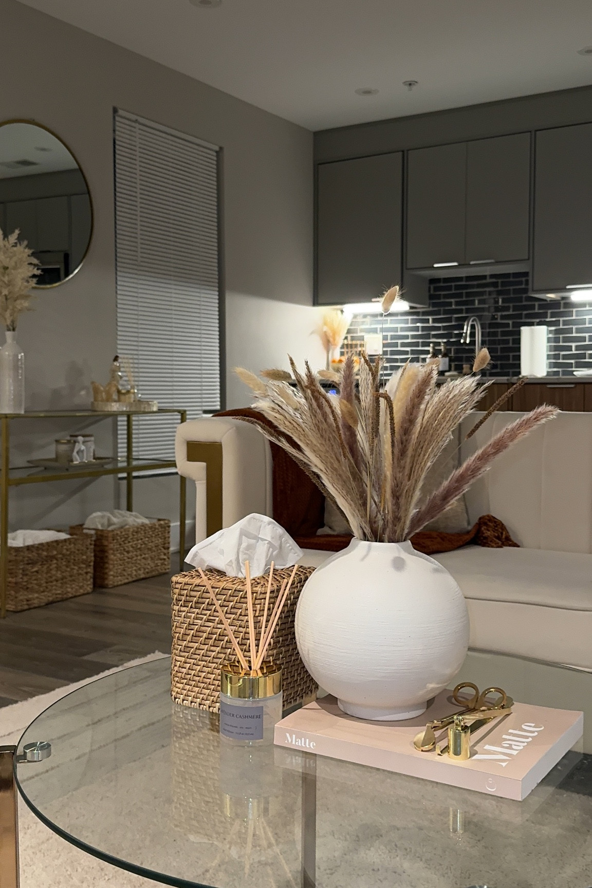 It was time for a decor change😍✨

#LTKhome #LTKfindsunder100 #LTKSeasonal