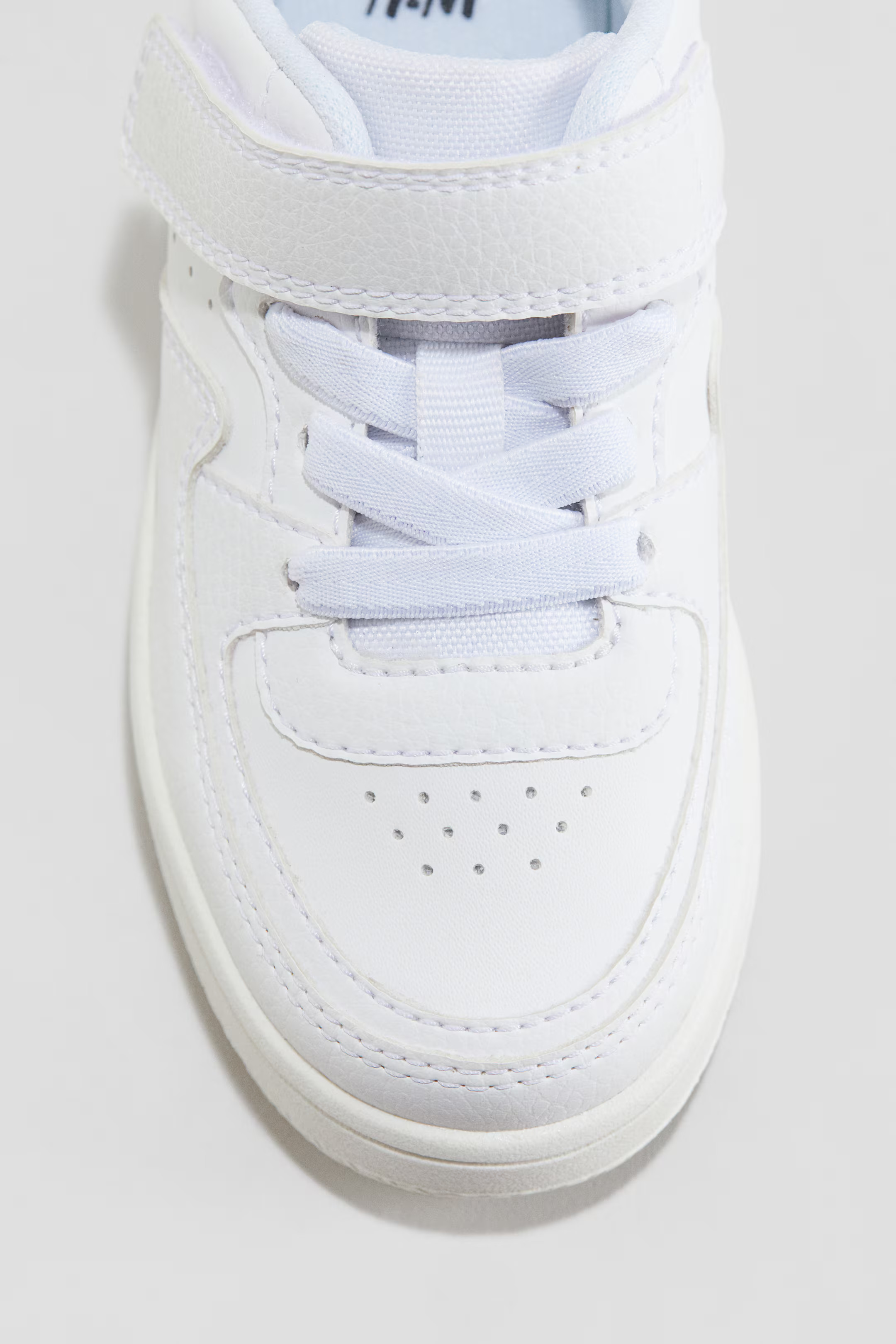 Sneakers | H&M (US + CA)