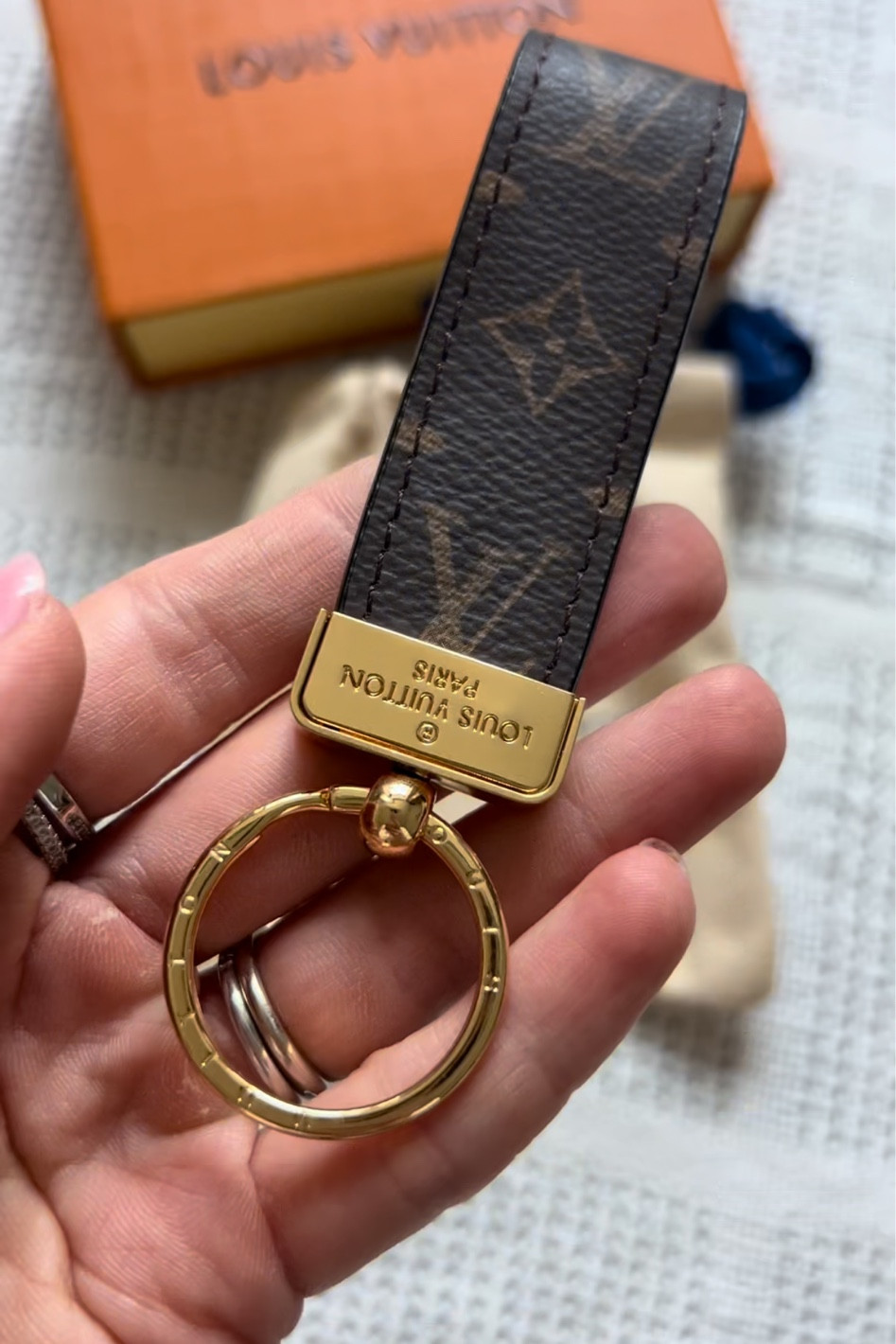 LV Keychain dhgate 

#LTKStyleTip #LTKGiftGuide #LTKFindsUnder50