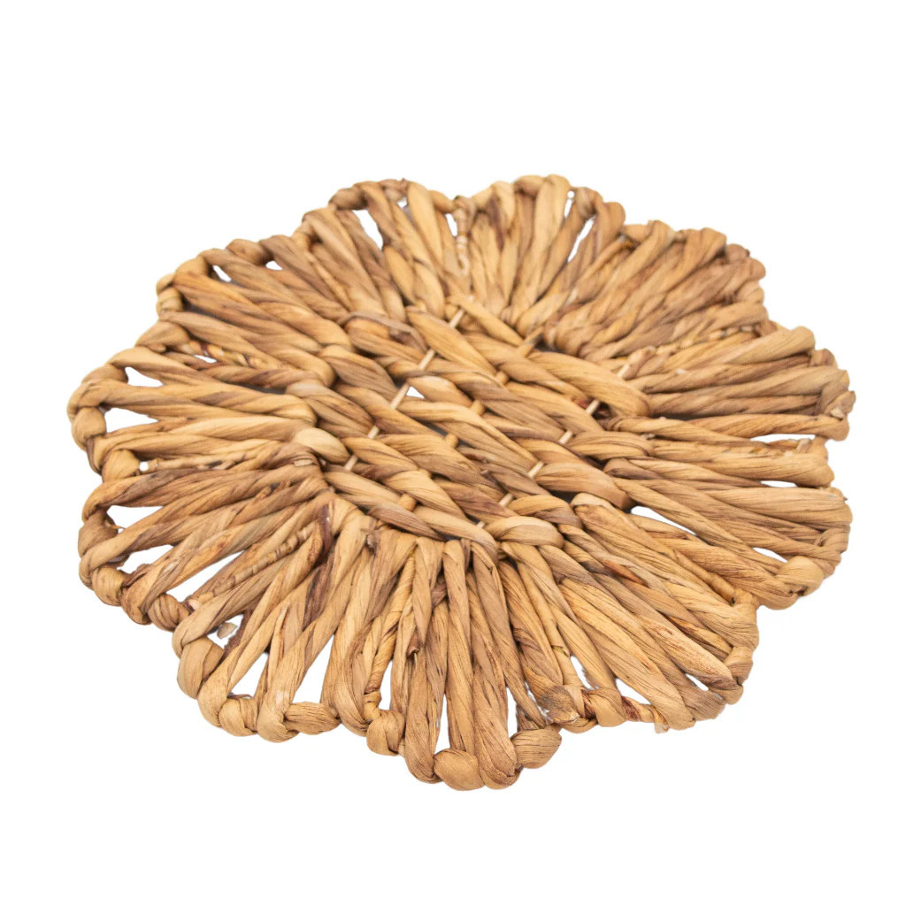 Scalloped Natural Rattan Charger - Set of 4 | Ro'Table NY