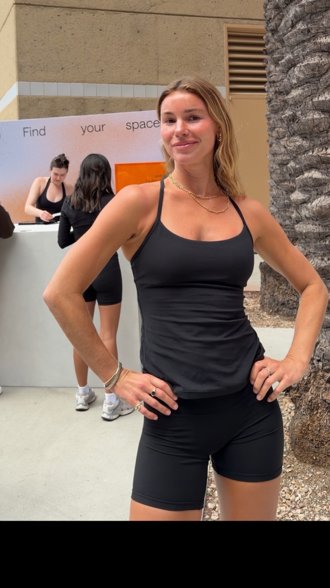#lululemoncreator most flattering top to workout in! I wear a size 4 @lululemon #ad
