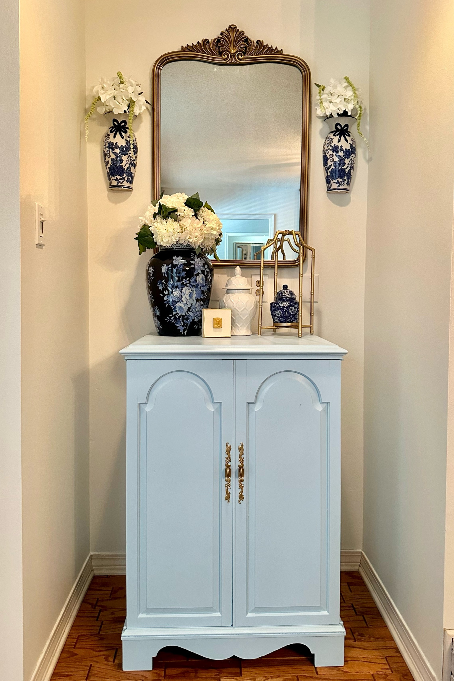 Love these hanging vases! They’re currently on sale for less than $20 💙

#LTKsalealert #LTKhome #LTKunder50