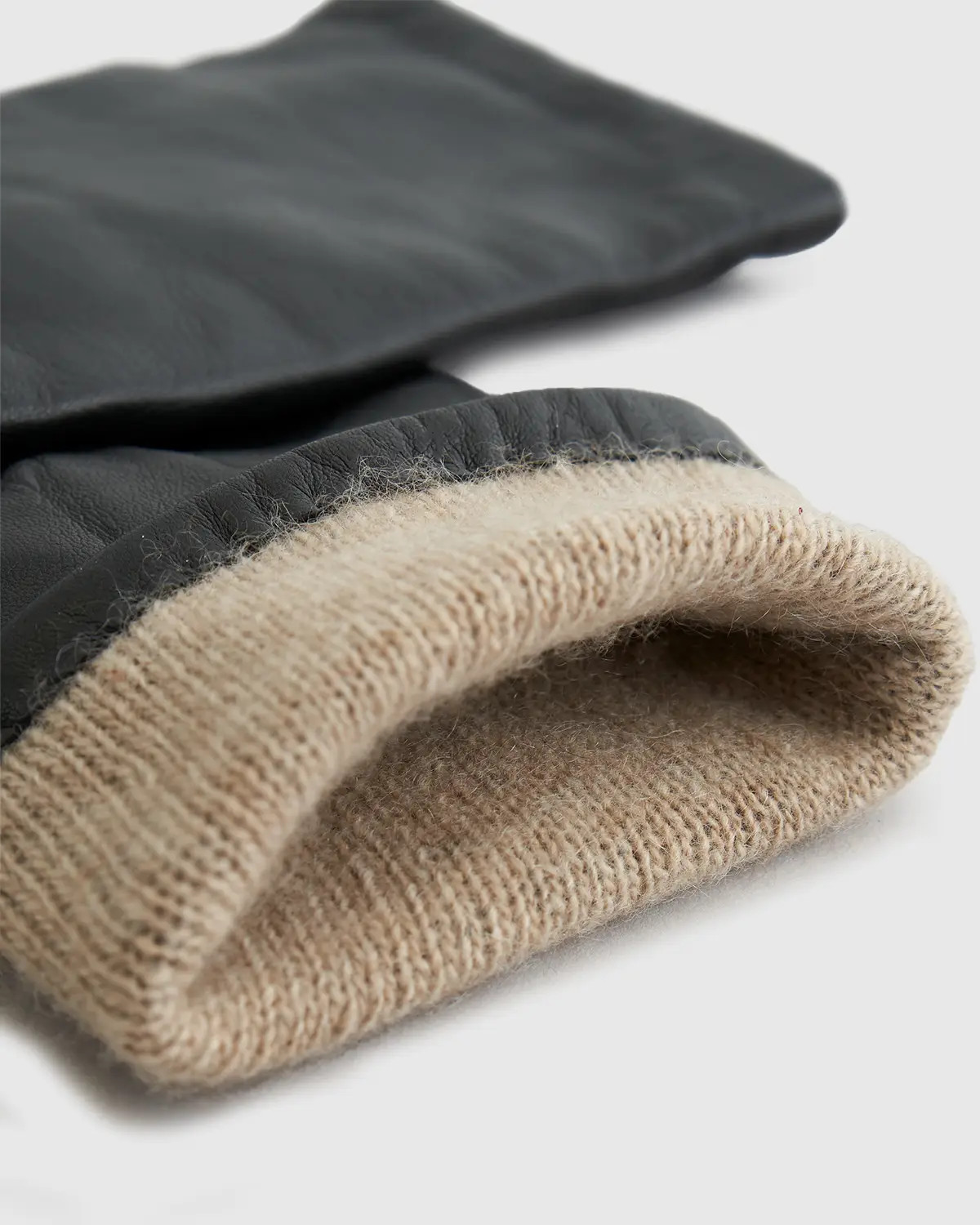 Cashmere Lined Leather Gloves | Quince