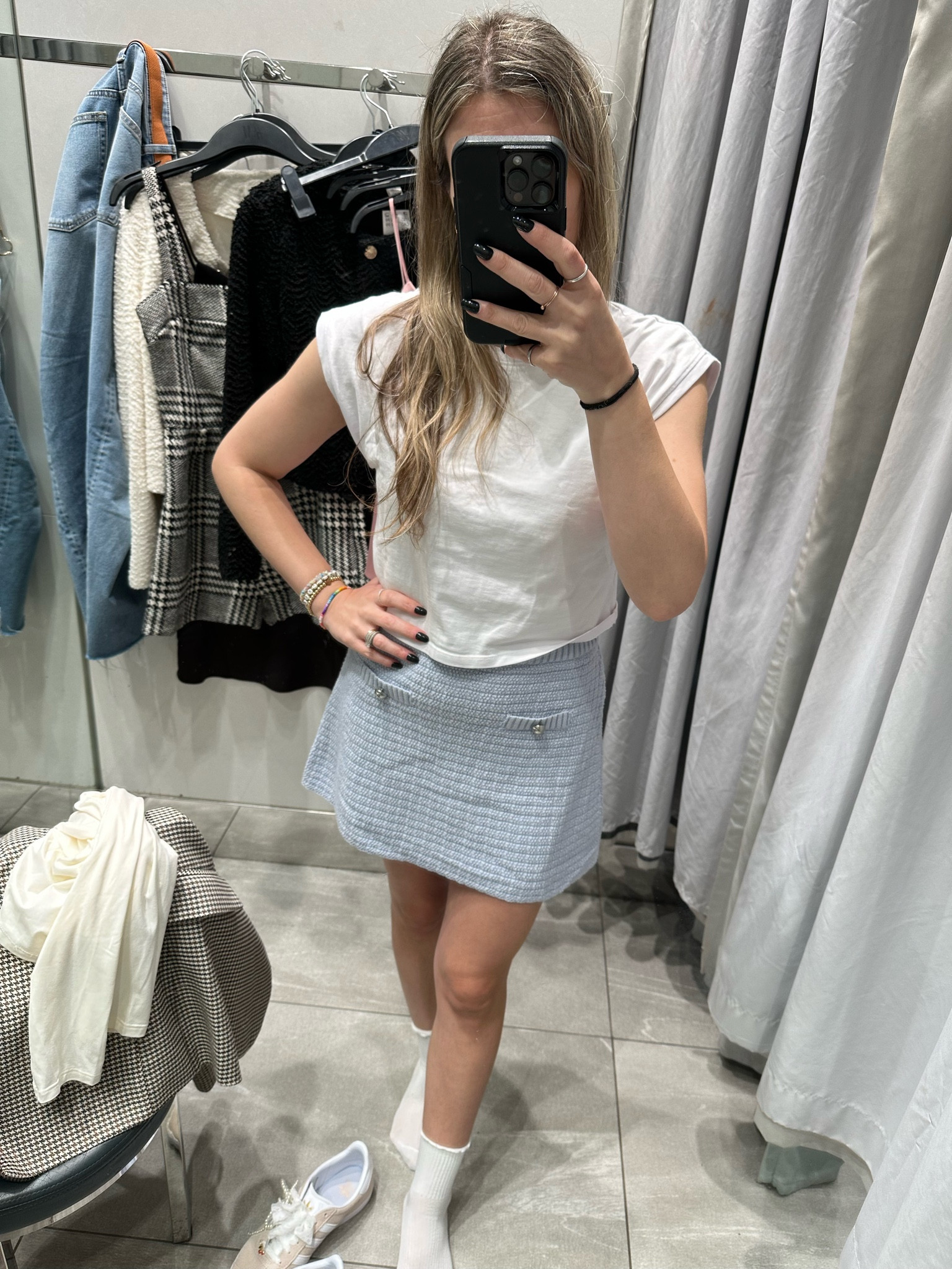 This blue skirt 

#LTKautumn #LTKstyletip #LTKworkwear
