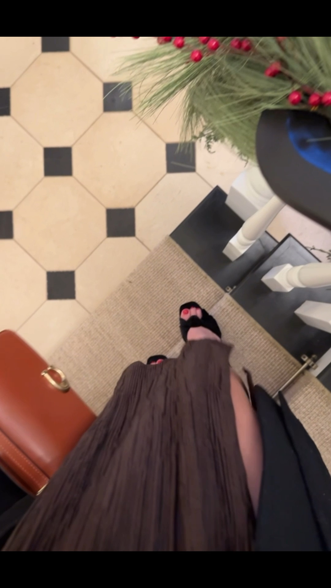 Out the door to our last holiday party of the season… 

#LTKSaleAlert #LTKSeasonal #LTKHoliday