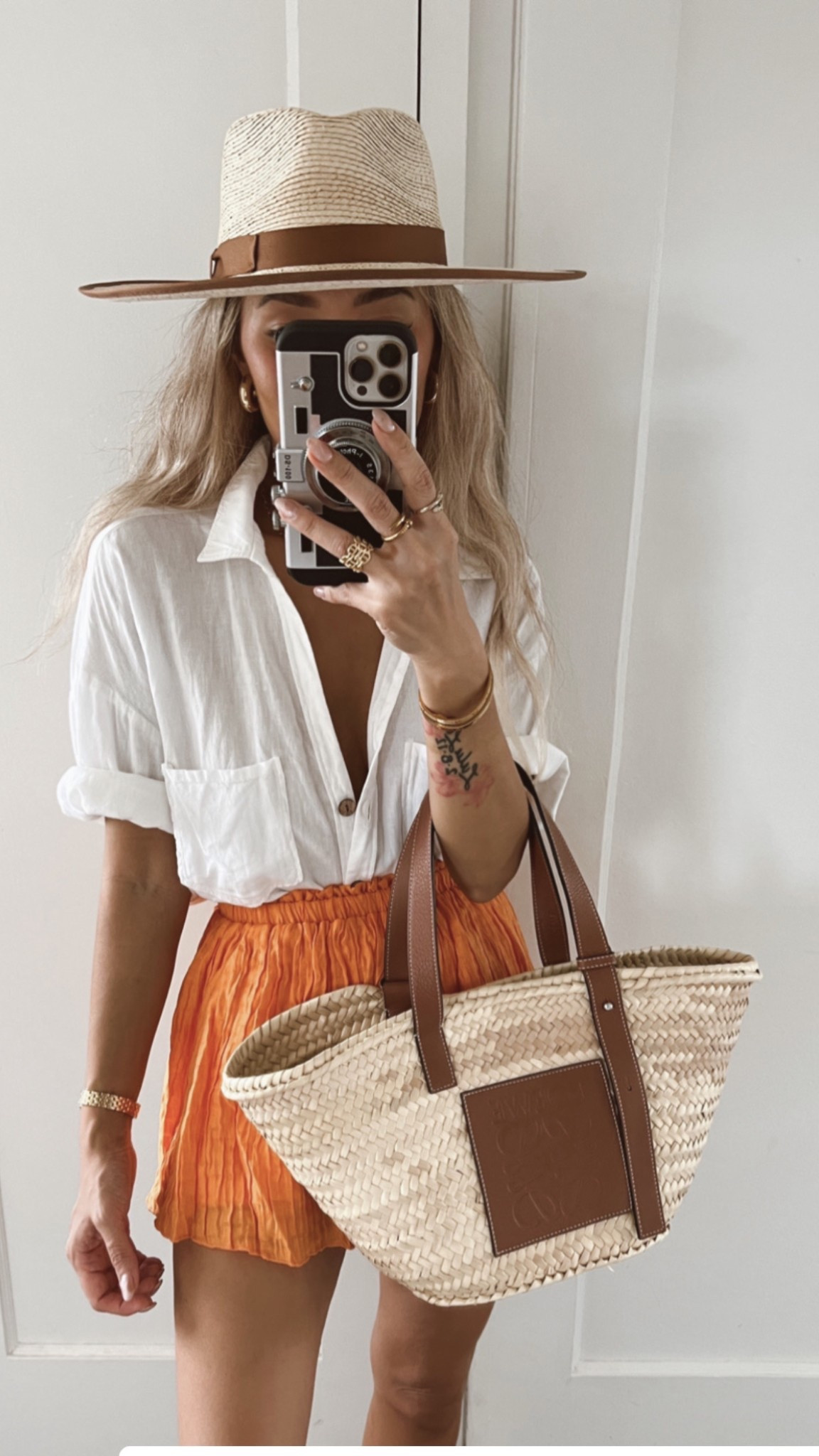 FAVORITE ZARA LINEN TOP- now available in a few colors! Wearing an xs. 

#LTKFindsUnder50 #LTKPetite #LTKStyleTip