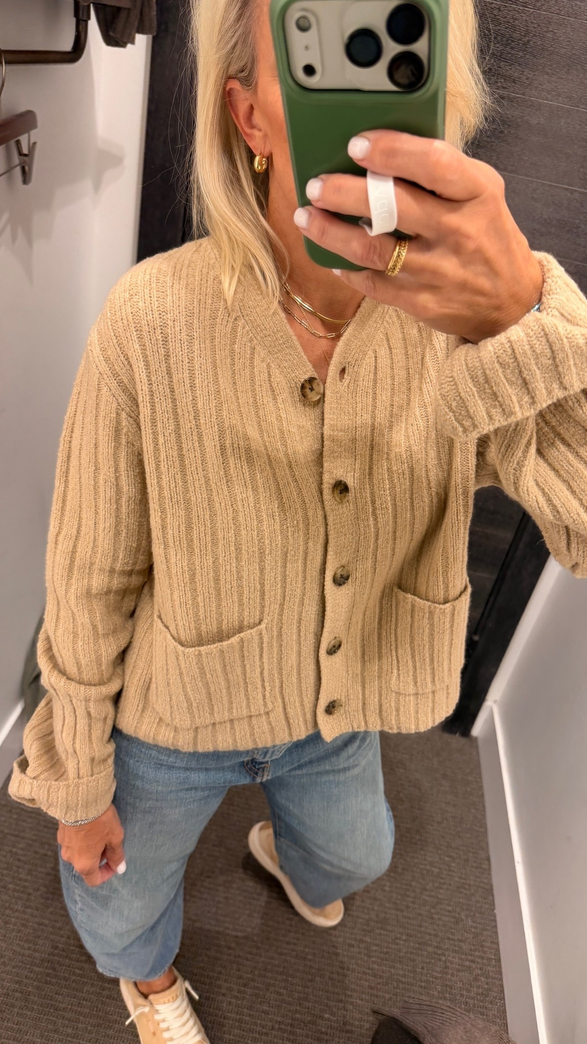 40% off friends & family event 
Banana republic 

Wearing small 
Love this cardigan

#LTKgrwm #LTKSaleAlert #LTKOver40