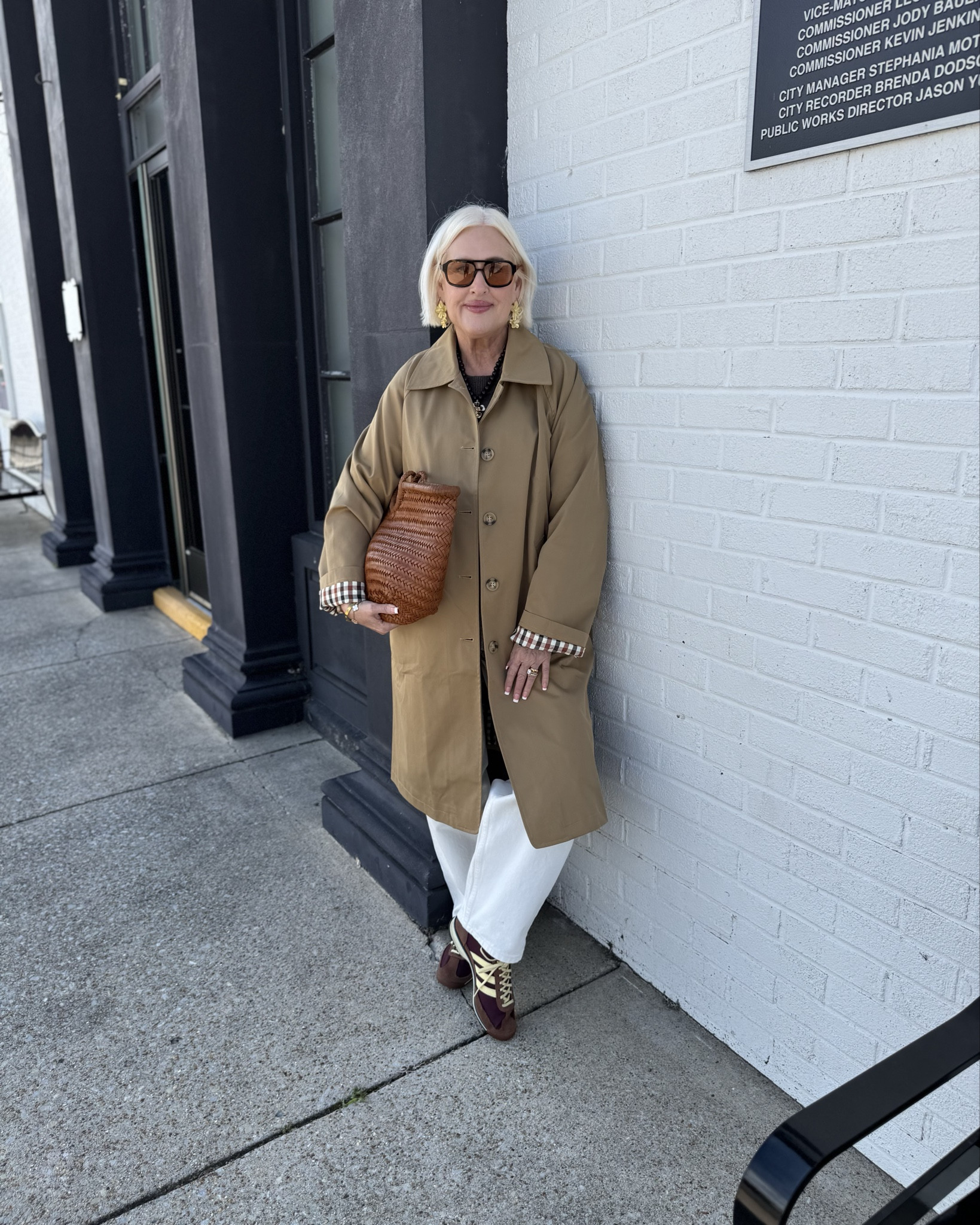 Love Spring dressing! Some days we can wear light layers and others back in our sweaters! 

#LTKSeasonal #LTKootd #LTKSaleAlert