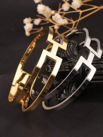 1pc Stainless Steel Gold/Silver Plated Hollow Bangle Bracelet, Fashionable Versatile & Personalized, Suitable For Women's Daily Wear, Parties, Gifts For Friends/Girlfriend | SHEIN