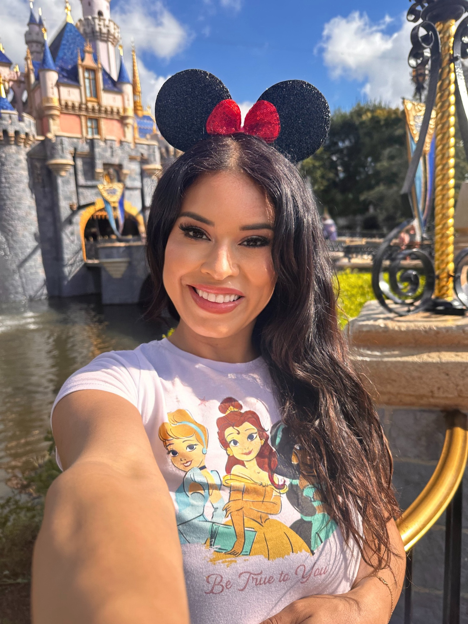 Disneyland makeup that lasted all day 

#LTKbeauty #LTKSeasonal