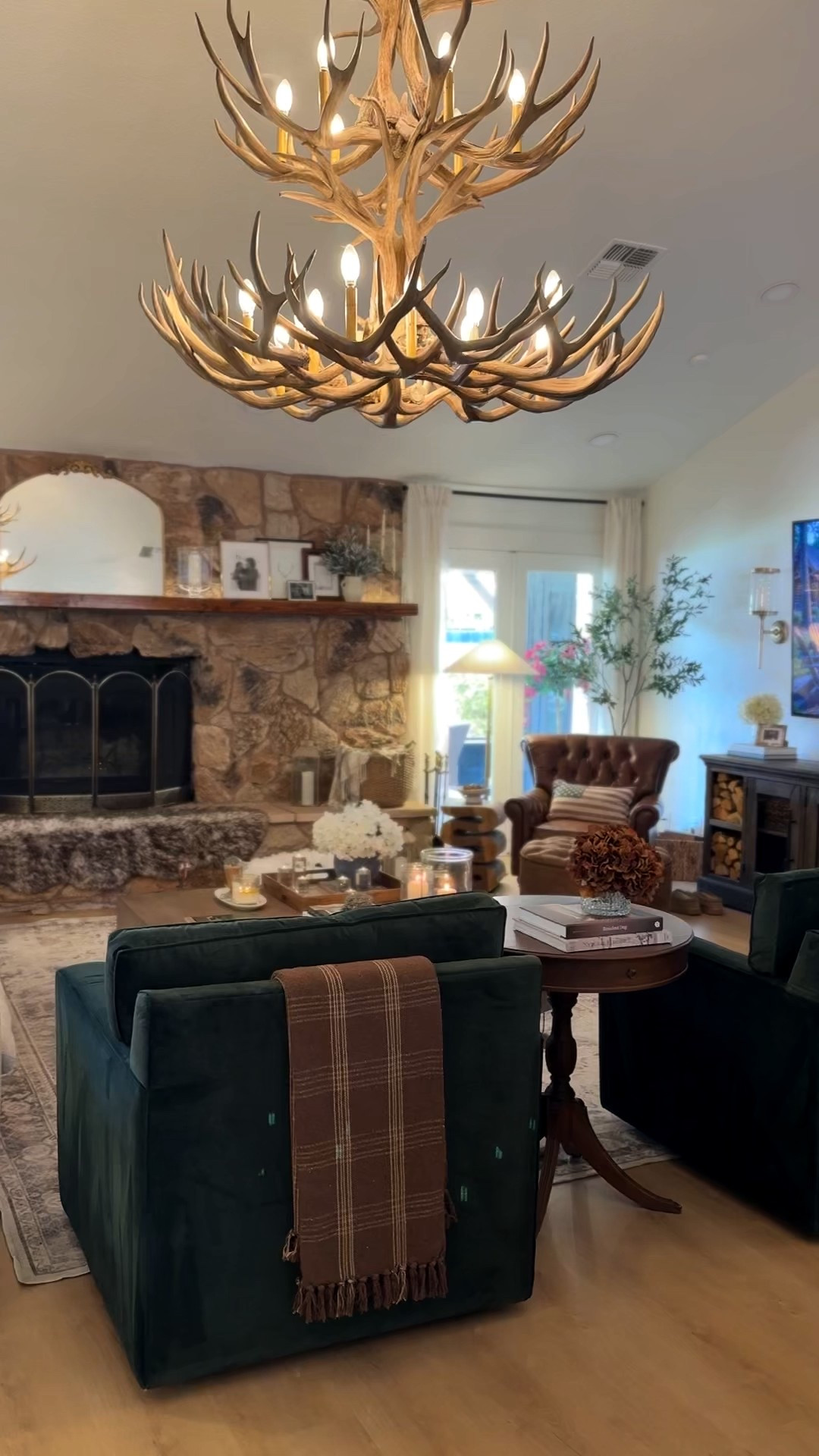 Living room details

#LTKSeasonal #LTKHome #LTKSaleAlert