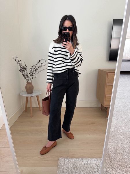 J.crew rollneck sweater in black and white. Very short and boxy but fit is great if you want to tuck sweater. 

J.crew sweater xs
Madewell jeans 25. Sized up. Cut hems. 
Everlane flats 5
Everlane bag  
YSL sunglasses  

Spring outfits, jeans, spring style, purse 

#LTKitbag #LTKfindsunder100 #LTKshoecrush
