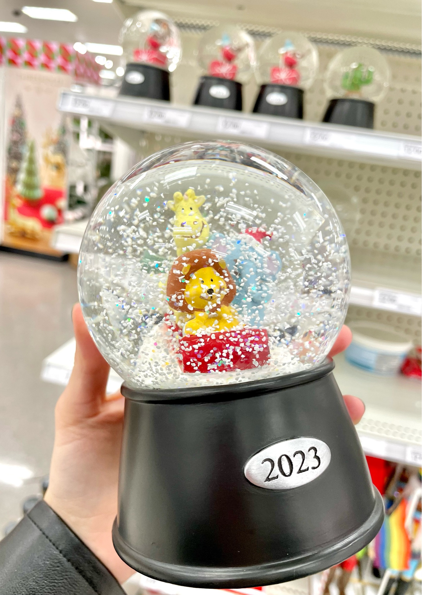 Target Christmas snow globes!☃️🎄

#LTKCyberWeek #LTKHoliday #LTKhome